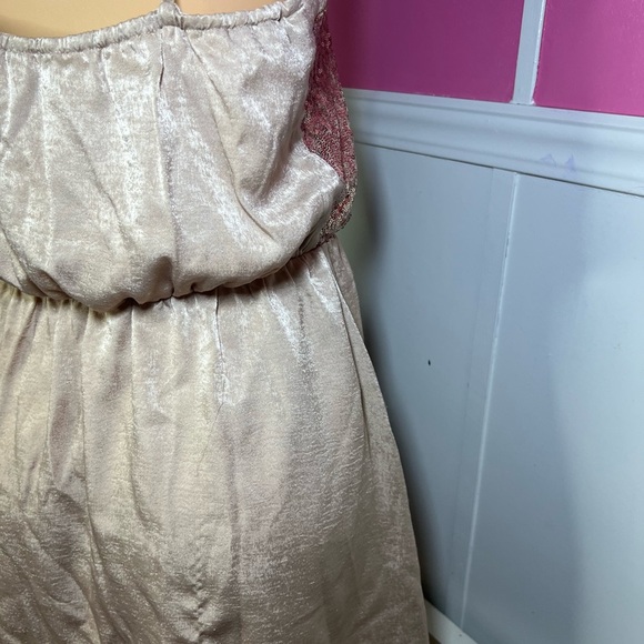 Sparkling Sequin Dress - Picture 7 of 8